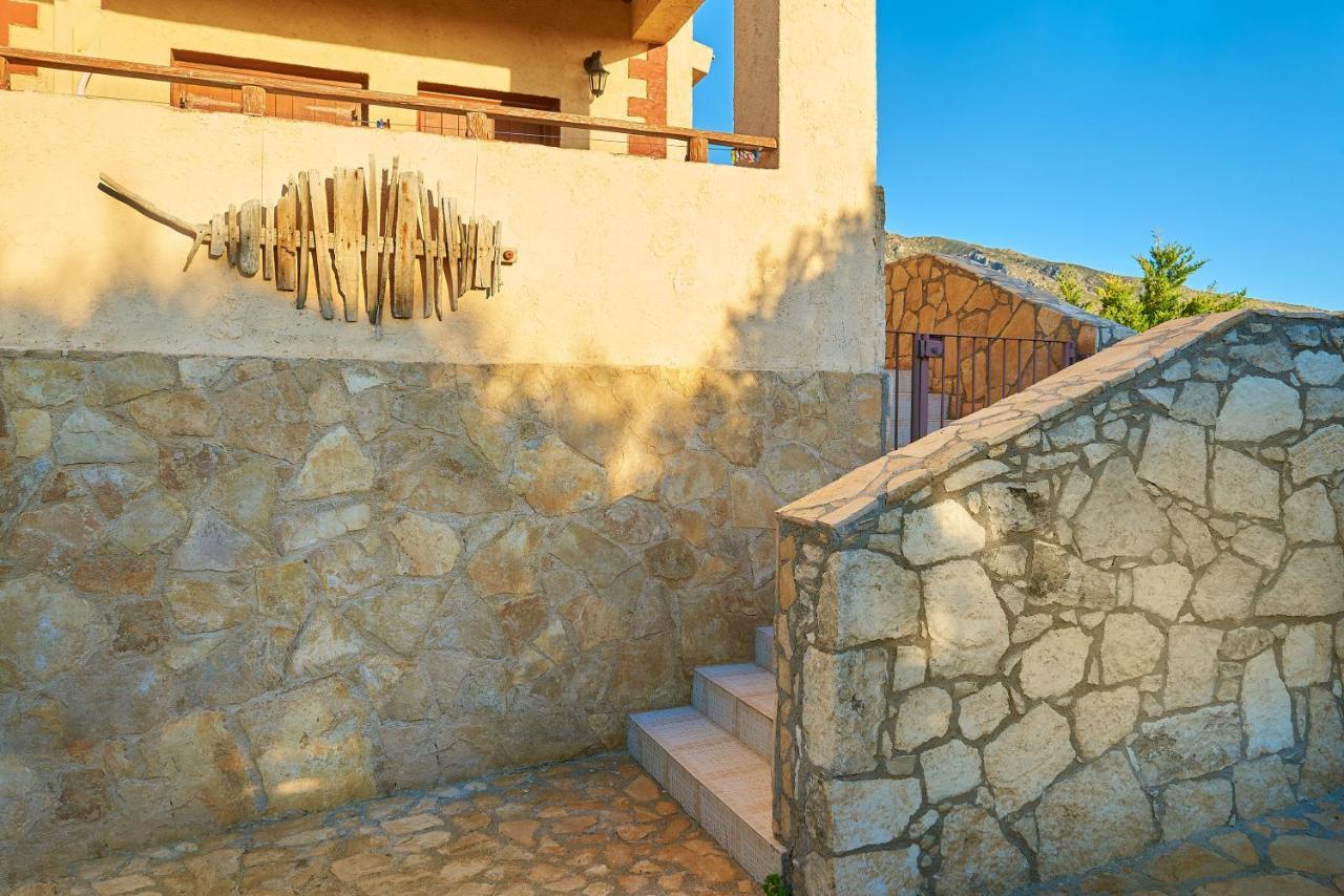 Villa Evenos Of 3 Bedrooms - Irida Country House Of 2 Bedrooms With Private Pools Elafonisi Ngoại thất bức ảnh