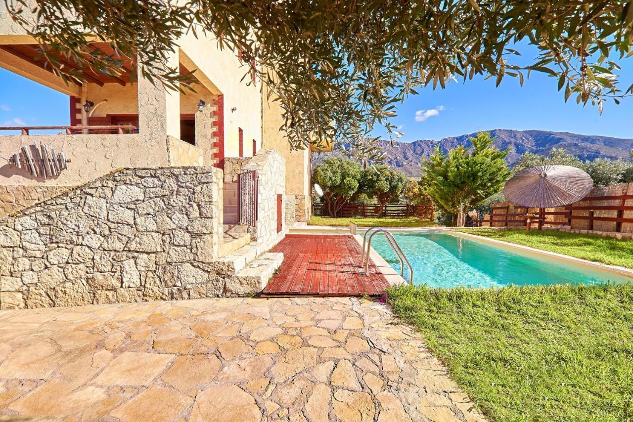 Villa Evenos Of 3 Bedrooms - Irida Country House Of 2 Bedrooms With Private Pools Elafonisi Ngoại thất bức ảnh